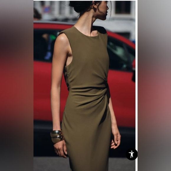 Zara Shoulder Pad Dress - Picture 2 of 7